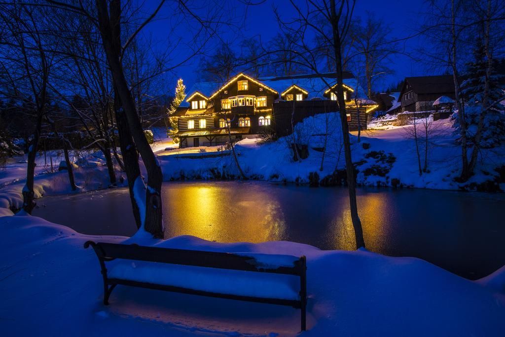 Chata Pod Lipami Hotel Rokytnice nad Jizerou Exterior photo